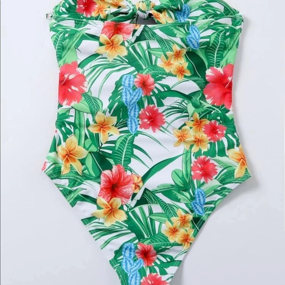 Tropical 1 piece swimsuit cut out tie front - Picture 2 of 4